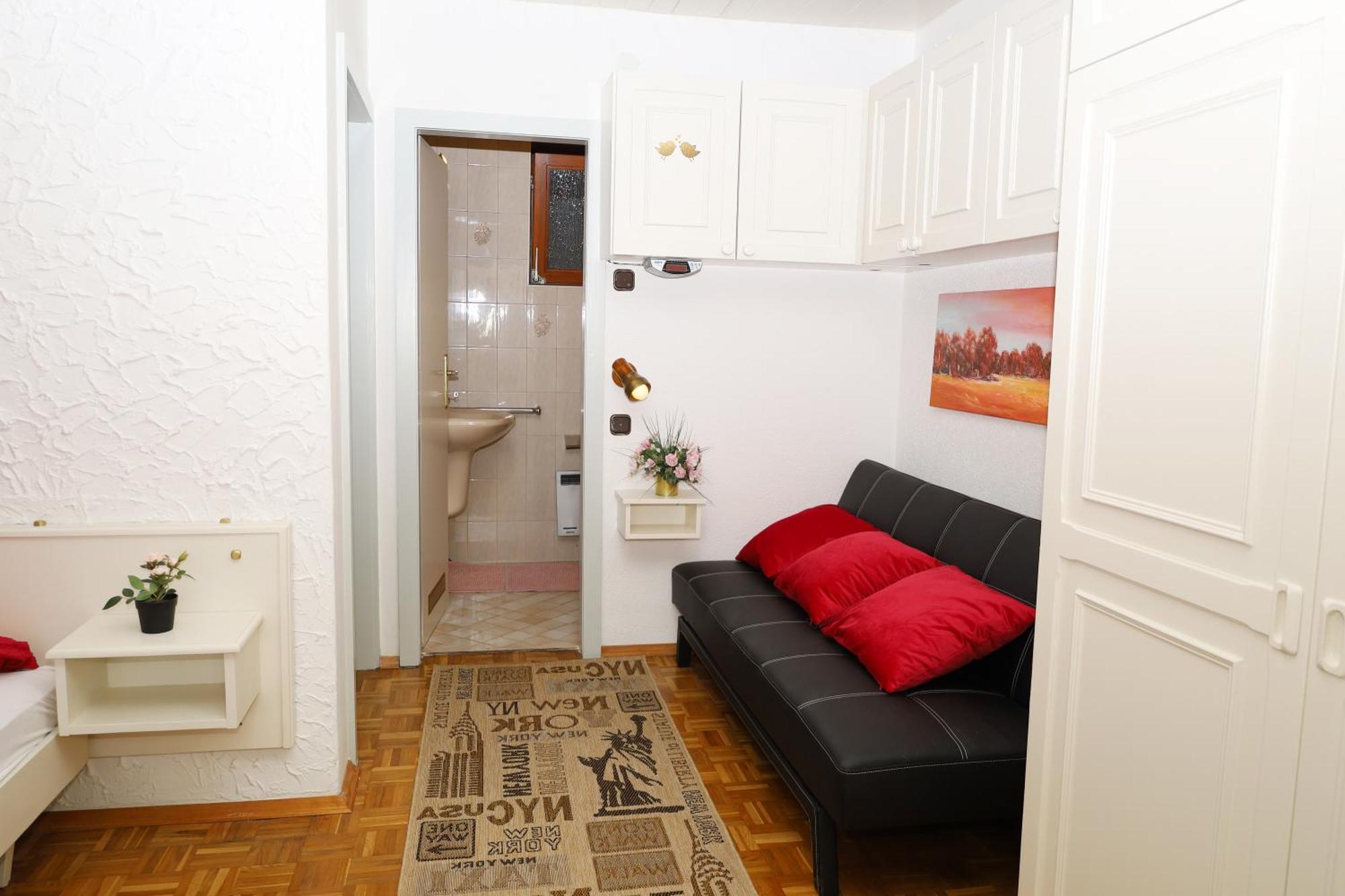 Ferienwohnung Schellander Privatstrand Velden am Woerthersee Luaran gambar